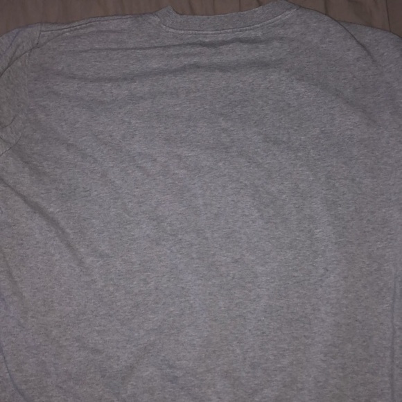 Embroidered guess crewneck (XL) - Picture 3 of 3